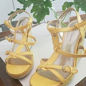 Tommy Hilfiger sandals 8 M